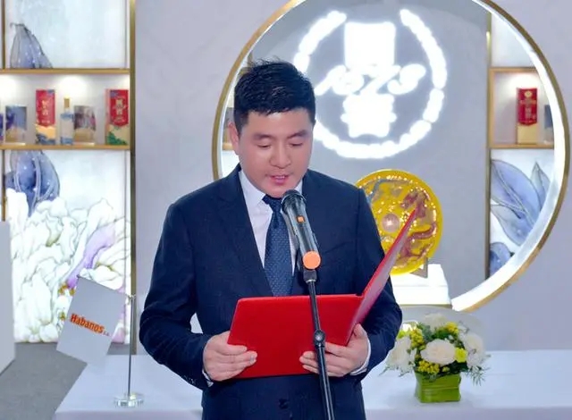 泽轩皓月