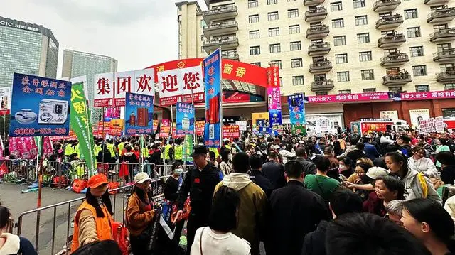 泽轩皓月