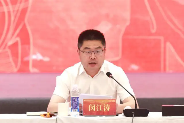 泽轩皓月 泽轩皓月