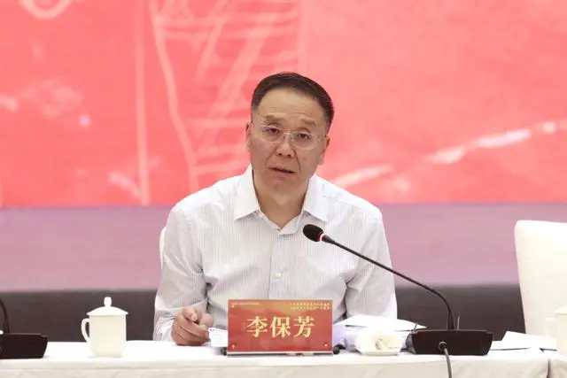 泽轩皓月 泽轩皓月